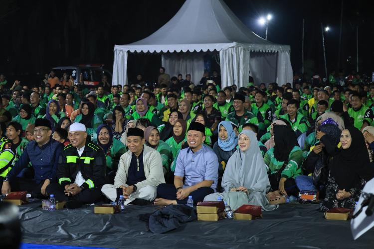 Wako Agung Nugroho Sahur Bareng 2.000 Driver Ojol, Serahkan Motor dan Santunan di Purna MTQ