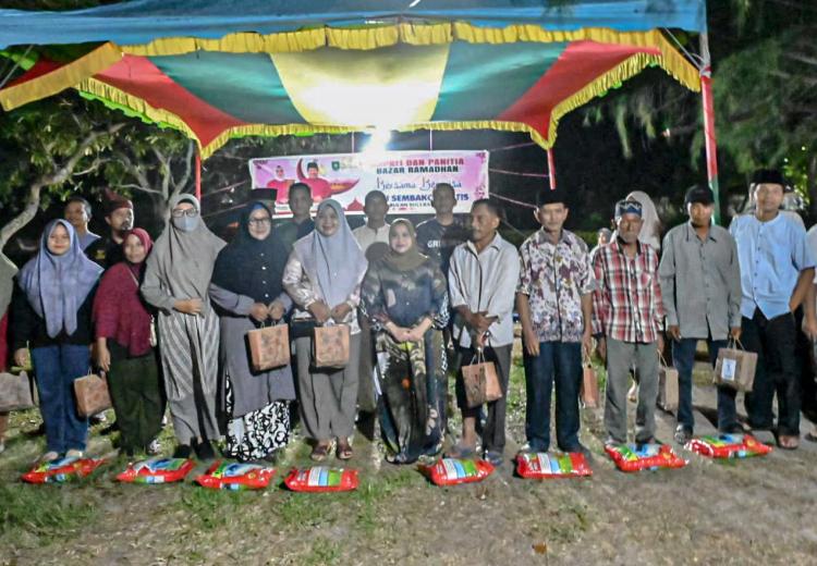 Bupati Kasmarni Serahkan 50 Paket Sembako untuk Kaum Dhuafa di Bengkalis