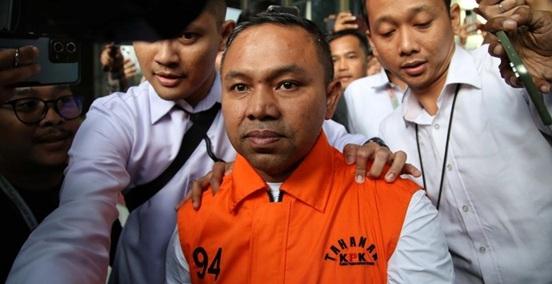 KPK Kembangkan Kasus Pemerasan Abdul Wahid, Ajudan Gubernur Ikut Terseret