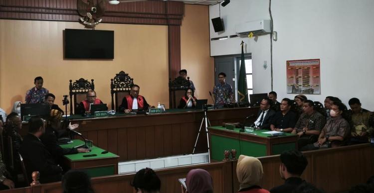 KIP Nyatakan Salinan Ijazah Jokowi Informasi Terbuka, Eks Wakapolri Beri Kesaksian di PN Solo