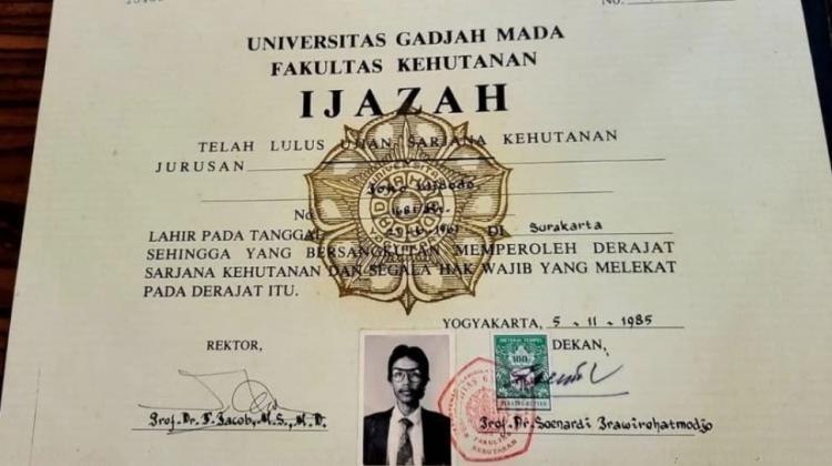 Para Ahli Buka Suara di Tengah Proses Hukum Isu Ijazah Jokowi
