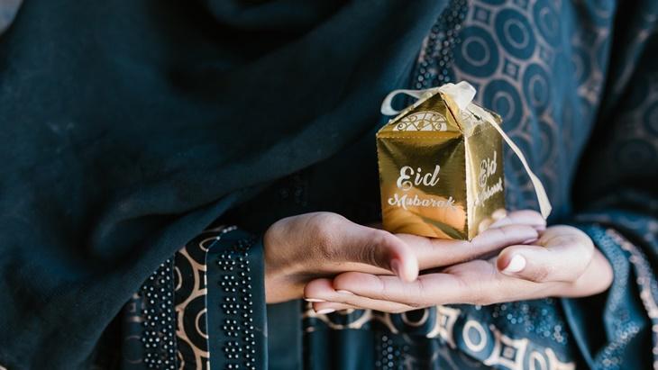 Lebaran dan Tekanan Sosial: Ketika Silaturahmi Berubah Jadi Ajang Penilaian