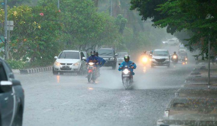 Hujan Guyur Pekanbaru dan Sejumlah Wilayah Riau, PM2.5 Turun Drastis