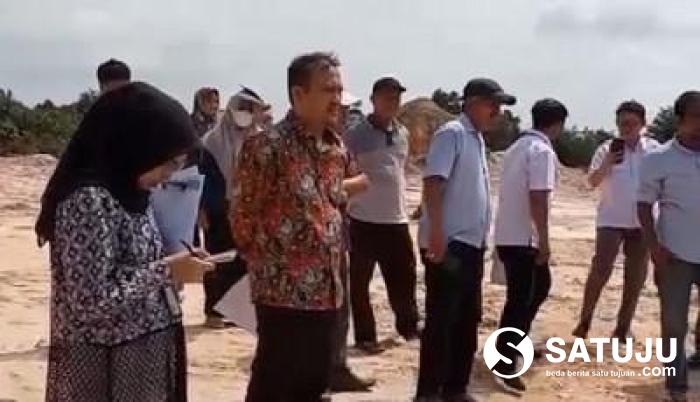Penggugat Nenek Hasni Dimarahi Hakim: Tak Tahu Batas dan Patok Tanah yang Diklaim Rohadi: BPN Tidak Hadir