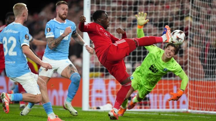 Nottingham Forest Bungkam Malmo 3-0 di Liga Europa