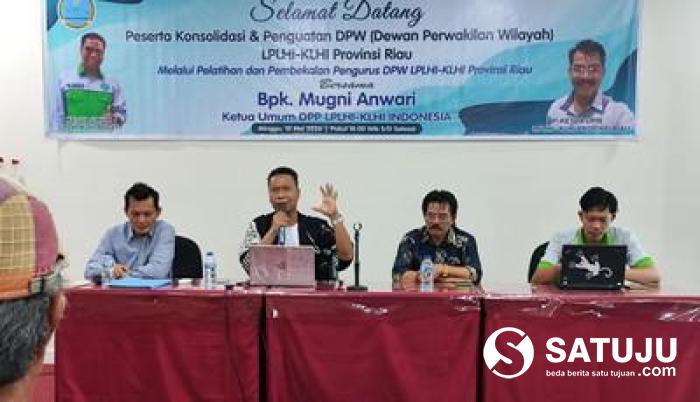 Pelatihan dan Pembekalan Pengurus DPW LPLHI-KLHI, Ketua Umum Soroti Penegakan Hukum Lingkungan di Riau
