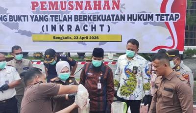 Video Musnahkan BB Inkracht, Kajari Bengkalis Nadda Lubis Tegaskan Komitmen Penegakan Hukum