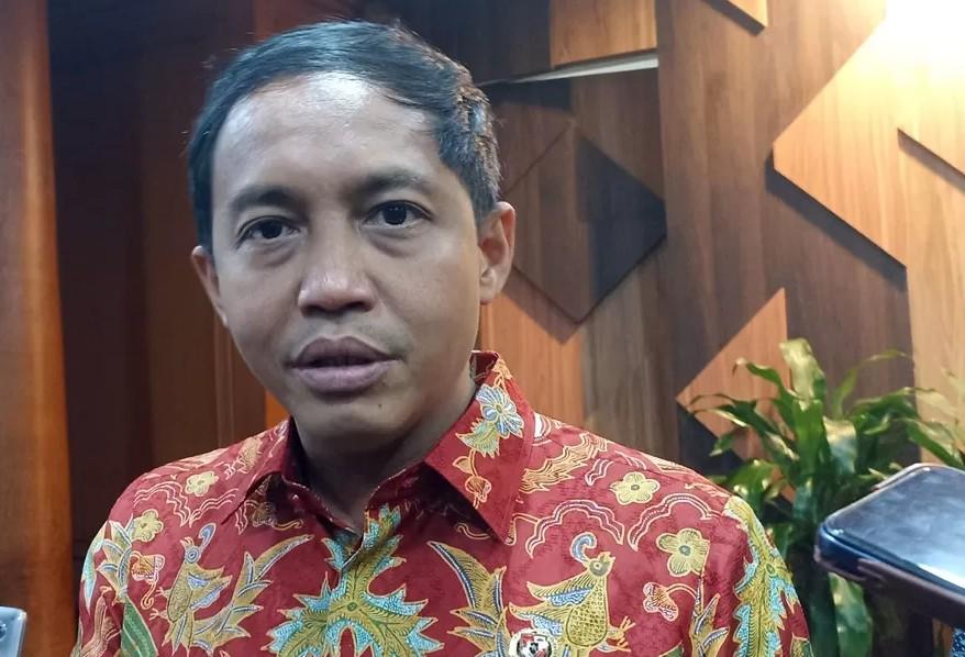Menhut Raja Juli Antoni Klarifikasi Pertemuan dengan Bupati Kuansing, Tegaskan Audiensi Berlangsung Terbuka dan Sesuai Prosedur