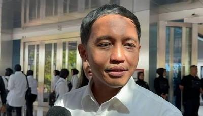 Menhut Raja Juli Enggan Tanggapi Dugaan Selisih Uang dalam Amplop dari Bupati Kuansing