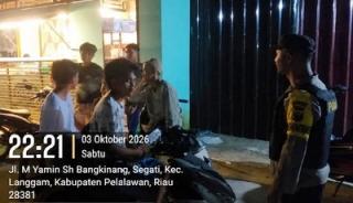Patroli Malam Polsek Langgam Menyasar Jalur Rawan C3 dan Kecelakaan