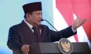 1.000 Tambang Ilegal, Prabowo Sentil TNI-Polri: Nggak Tahu?