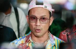 Gegara Candaan Cari Ibu Baru untuk Program Bayi Tabung, Denny Sumargo Dirujak Netizen