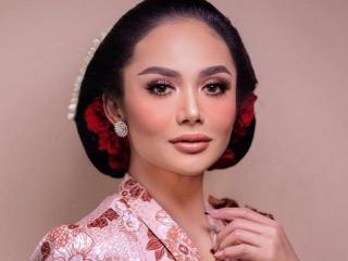 Di Usia 50 Tahun, Kris Dayanti Putuskan Kuliah