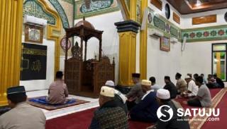 Subuh Keliling di Segati, IPDA Bambang Perkuat Kedekatan Polisi dengan Warga
