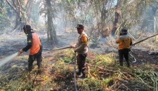 Tak Kenal Lelah: Karhutla Bengkalis Menguji Ketahanan Tim Gabungan di Tiga Lokasi