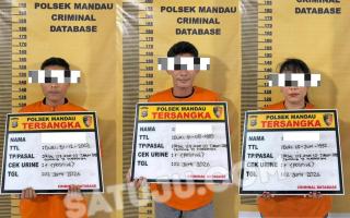 Berbekal Laporan Warga, Polsek Mandau Amankan Tiga Terduga Penyalahguna Sabu di Air Jamban