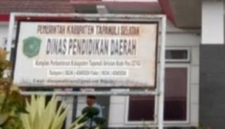 Kepala Sekolah Jarang Masuk Empat Bulan, Siapa Mengawasi SDN 100506 Tapus Nabolak?