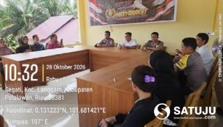 Rangkul Warga Segati, Kapolsek Langgam: Jangan Ragu Sampaikan Keluhan