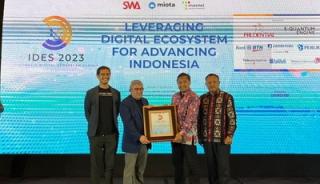 Indonesia Digital Ecosystem Summit 2023 Berikan JNE Penghargaan Inovasi Digital