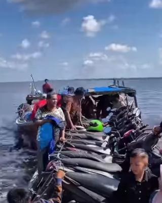 Kapal Penyeberangan Bengkalis–Bandul Diduga Bocor di Tengah Perjalanan, Penumpang Dievakuasi ke Kapal Nelayan