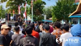 4 Nyawa dan 1 Hilang, Ratusan Mahasiswa Desak PT KIMI Hentikan Operasional