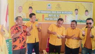Potong Tumpeng dan Ziarah Makam Pahlawan, Cara Golkar Pelalawan Peringati HUT ke-62