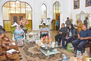 Bupati Sambut Kedatangan LP2M Untuk Adakan KKN Pesisir Selat Malaka Tingkatkan Wisatawan di Bengkali