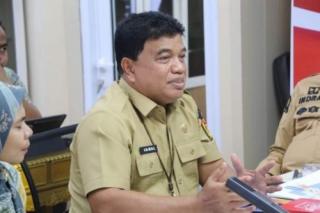 Pemko Pekanbaru Gratiskan Tiga Stel Seragam bagi Seluruh Siswa Baru SD dan SMP Negeri