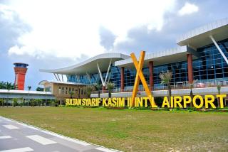 Penerbangan di Bandara SSK II Pekanbaru Masih Normal di Tengah Pengaruh Asap