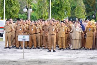 Pemprov Riau Terapkan WFH Setiap Jumat, SF Hariyanto Teken SE Transformasi Budaya Kerja ASN