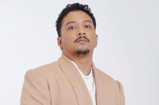 Terima Royalti Rp114 Juta dari WAMI, Sal Priadi Full Senyum