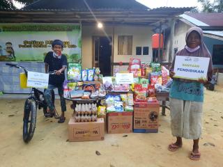 Kebahagiaan Syaiful Saat Menerima Bantuan Dari Rumah Yatim